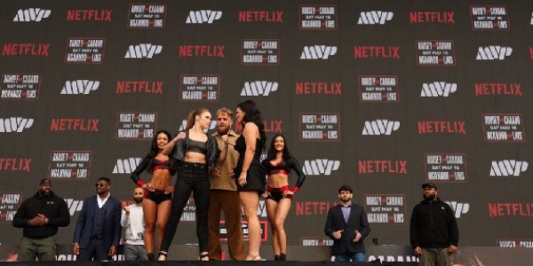 “Legenda Kembali!” Ronda Rousey vs Gina Carano Resmi Terjadi, Super Fight MMA Wanita Terbesar Sepanjang Sejarah
