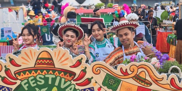Palm Park Hotel Surabaya Hadirkan Nuansa Fiesta Mexico di Festival Rujak Uleg 2026