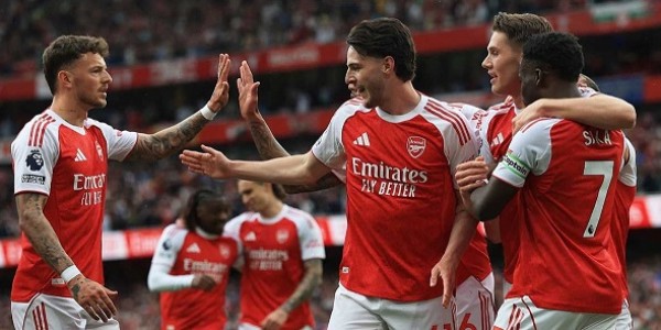 Arsenal Juara Premier League 2025/2026! The Gunners Akhiri Penantian 22 Tahun
