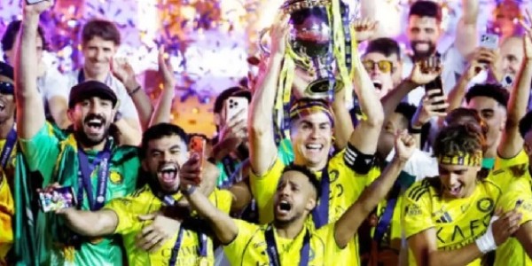 Tangis Ronaldo Pecah! Al Nassr Akhirnya Juara Liga Arab Saudi 2025/2026