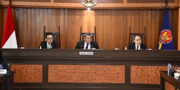KPPU Gelar Sidang Perdana Dugaan Telat Notifikasi Akuisisi Perusahaan Logistik
