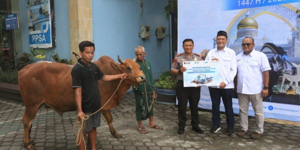 Pelindo Regional 3 Sebar 209 Hewan Kurban untuk Masyarakat di Sekitar Pelabuhan