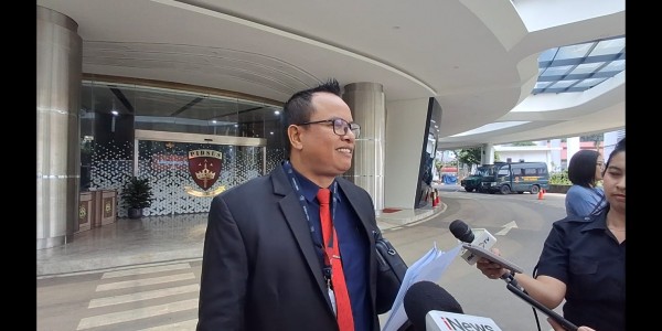 Tindaklanjuti Penyegelan 15 Kontainer, Pengacara PT PMM Kembali Sambangi Kejagung 