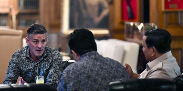 Temui Erick Thohir dan John Herdman di Hambalang, Presiden Prabowo Beri Dukungan Program Timnas Indonesia