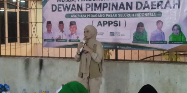 Yeti Wulandari Ajak Pedagang Depok Ciptakan Pasar Tradisional Bersih dan Nyaman