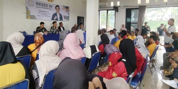 DPRD NasDem Perkuat Ketahanan Pangan Keluarga Melalui Bibit Produktif