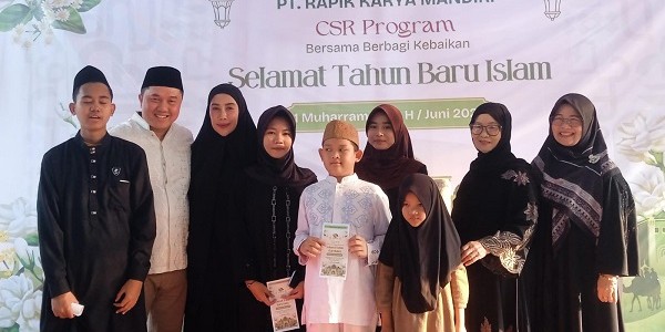 Berkah Muharram, Pengusaha Depok Irfan Januar Santuni Ratusan Anak Yatim dan Janda