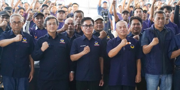Partai NasDem Kabupaten Subang Perkuat Struktur hingga Tingkat Ranting melalui Pelantikan DPRt