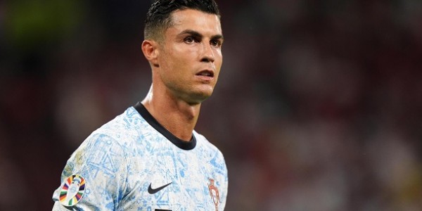 Ronaldo Sentuh Hati Dunia, Undang Bocah Korban Gempa Venezuela Saksikan Aksinya