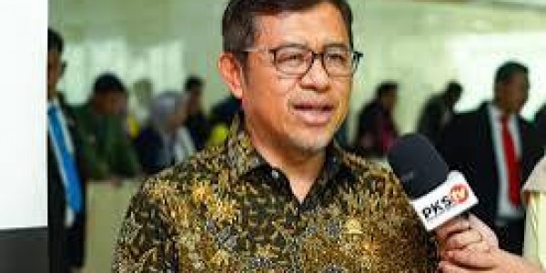 Aher Desak Kemendagri Susun Solusi Komprehensif, Tegaskan PPPK Jangan Jadi Korban PHK