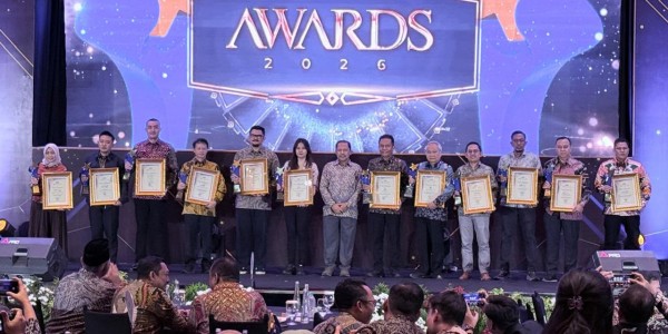 PT Terminal Teluk Lamong Raih Radar Surabaya Awards 2026 Berkat Inovasi EAZI