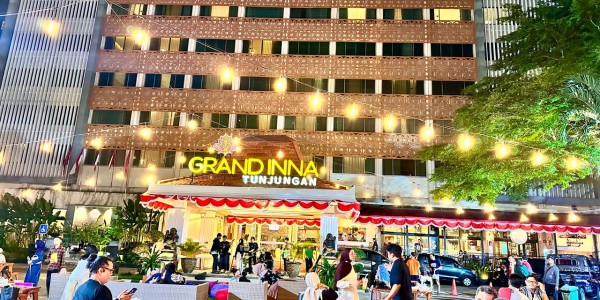 Grand Inna Tunjungan Kembali Gelar Pasar Legi, Dukung UMKM Lokal Sambut HUT Ke-81 RI