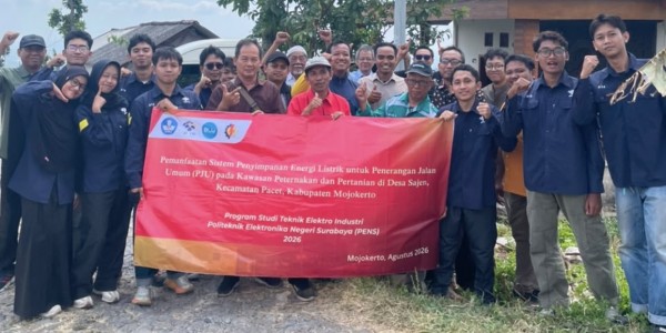 Prodi D3 Teknik Elektro Industri PENS Gelar Pemanfaatan Sistem Energi untuk PJU di Sajen, Pacet