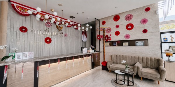 Sambut Kemerdekaan RI, Midtown Hotel Surabaya Tawarkan Promo Kuliner “Panjat Pinang”