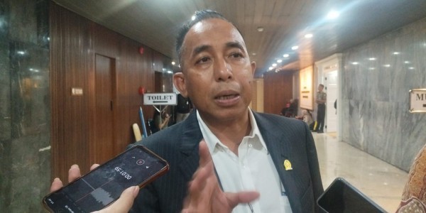 Soroti Pengembangan Bandara, Legislator Mori Bilag  Begini