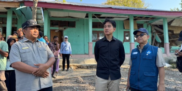 Tinjau SMAN 2 Sambi Rampas, Gibran Minta Percepatan Pemulihan Fasilitas Pendidikan