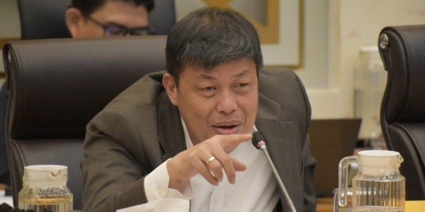 Alex Indra Lukman Desak Audit Korporasi, Dorong Usut Aktor Intelektual di Balik Karhutla