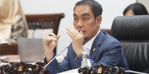 Kejar Ekonomi Tumbuh 6 Persen, DPR: Investasi Rp 2.322 Triliun Harus Benar-benar Masuk
