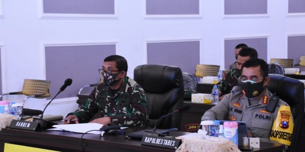 Kapolres Subang Mendapatkan Piagam Penghargaan Sebagai ...